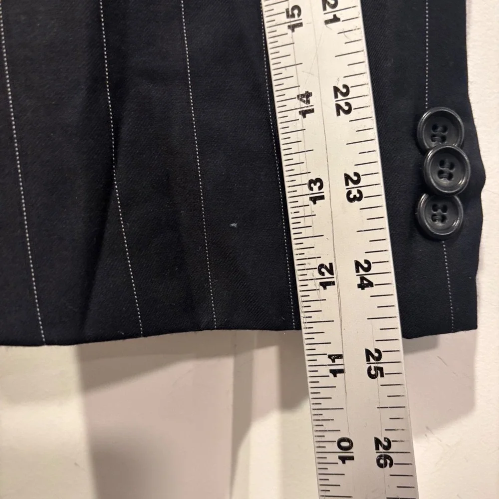 Armani Collezioni Mens Navy Pinstripe Wool Blazer Sport Coat Made in Italy 42L